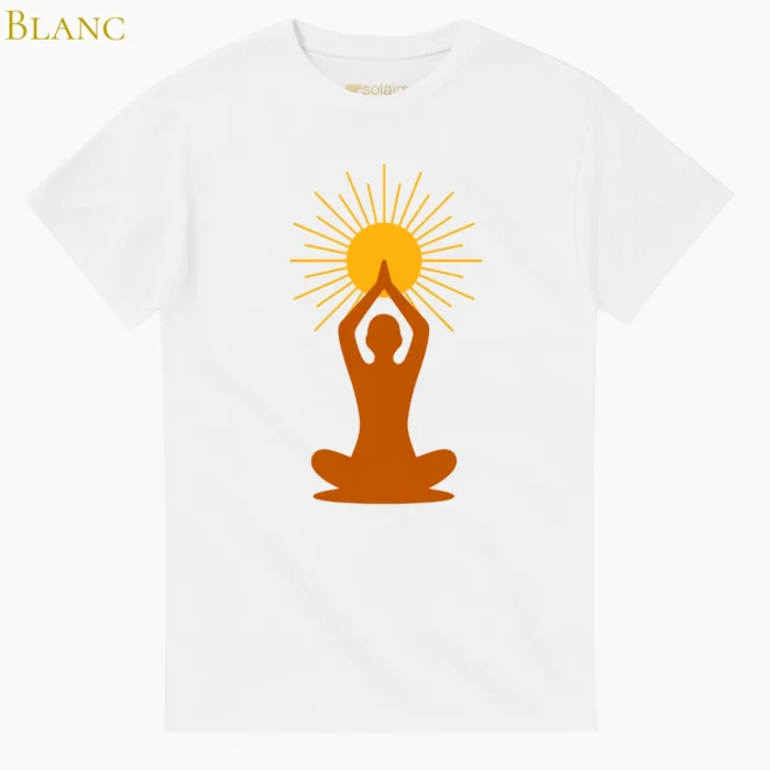 T-shirt couleur blanc avec illustration silhouette méditative et soleil rayonnant – Solaire Universel Création