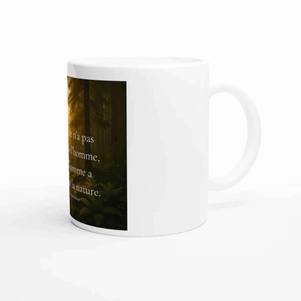 "Mug blanc en céramique 325 ml, impression artistique nature et lumière, vue latérale avec anse"