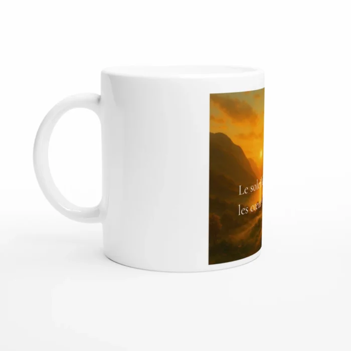 Mug citation solaire Solaire Universel en céramique blanche avec illustration lumineuse